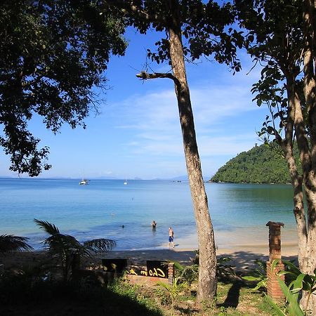 Chomjan Resort Koh Phayam Extérieur photo
