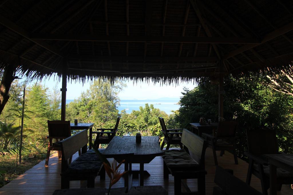 Chomjan Resort Koh Phayam Extérieur photo