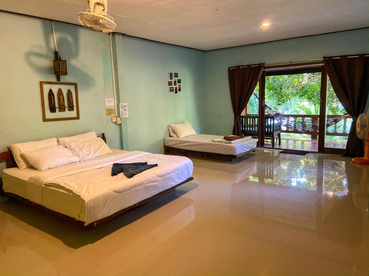 Chomjan Resort Koh Phayam Extérieur photo