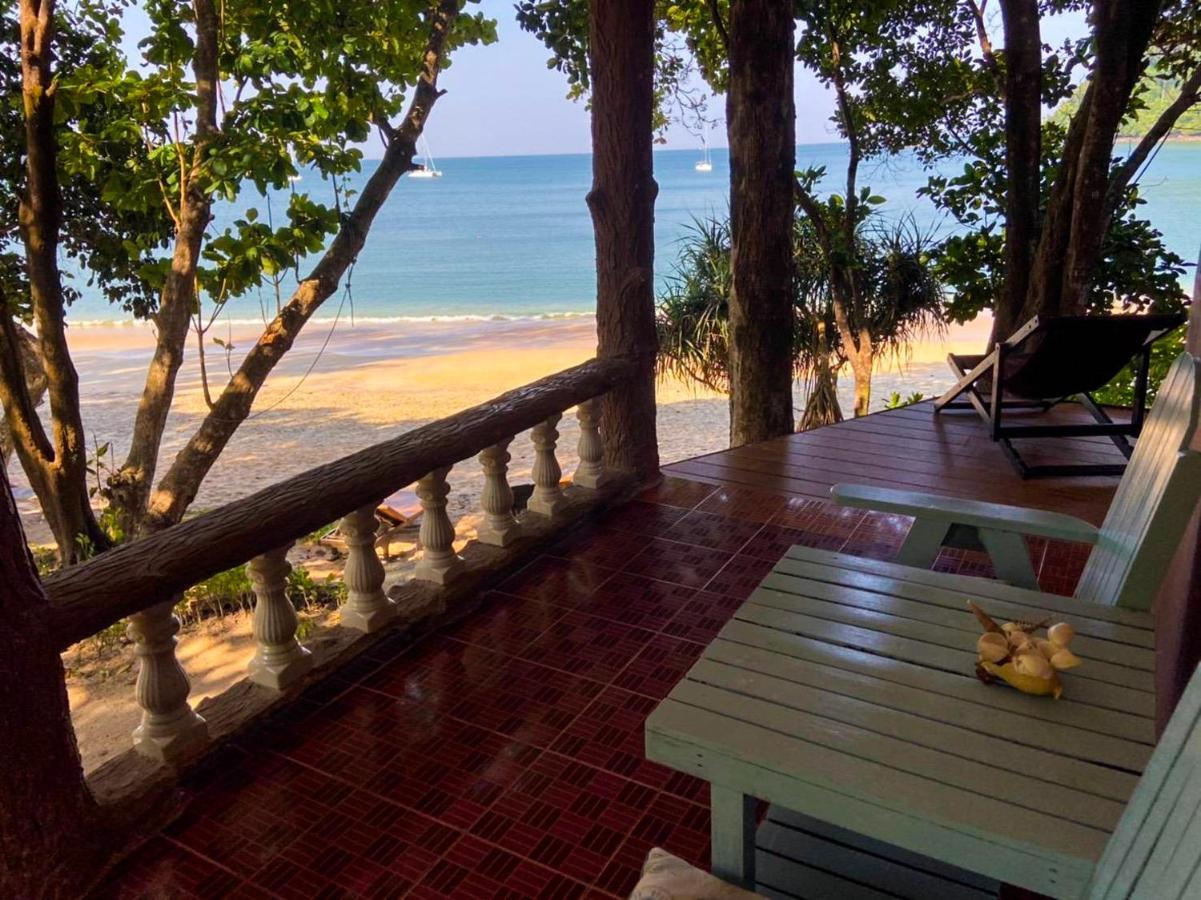 Chomjan Resort Koh Phayam Extérieur photo